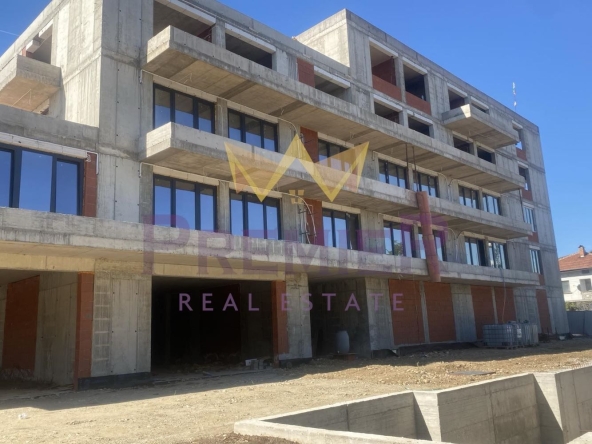 Тристаен апартамент в с. Нови хан, Област София-област - 136 кв.м за 938 €/кв.м - Снимка #1