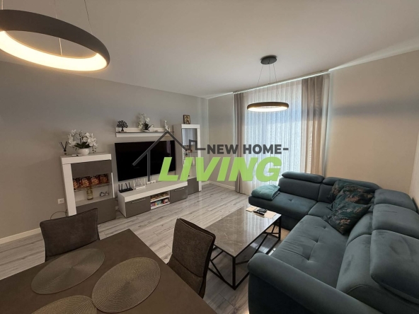 Тристаен апартамент в Пловдив, Христо Смирненски - 101 кв.м за 1263 €/кв.м - Снимка #1