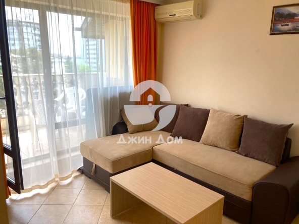 Двустаен апартамент в к.к. Слънчев бряг - 58 кв.м за 1164 €/кв.м - Снимка #1