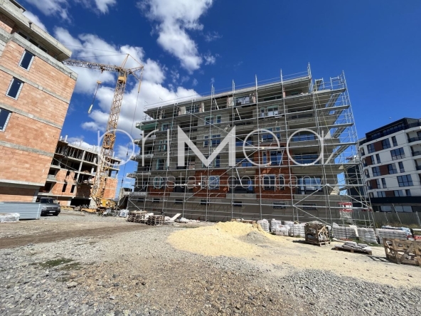 Тристаен апартамент в Бургас, Славейков - 138 кв.м за 998 €/кв.м - Снимка #1