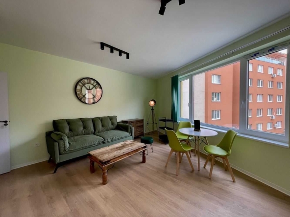 Дава се под наем Двустаен апартамент в София, Студентски град - 75 кв.м за 663 € - Снимка #1