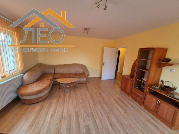 Двустаен апартамент в Севлиево - 101 кв.м за 743 €/кв.м - Снимка #1