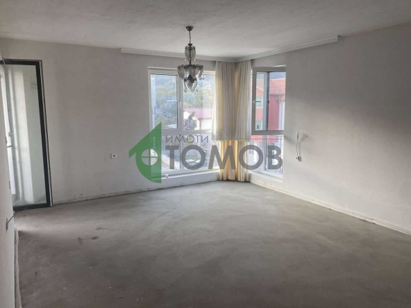 Двустаен апартамент в Шумен, Боян Българанов 1 - 59 кв.м за 1297 €/кв.м - Снимка #1