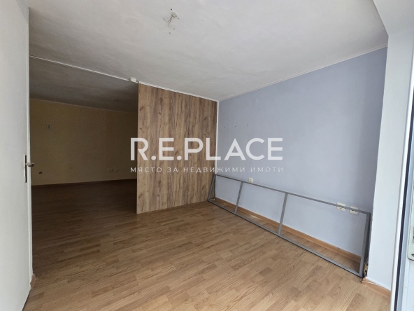 Дава се под наем Магазин в Варна, Централна поща - 25 кв.м за 178.5 € - Снимка #1