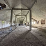 Промишлена сграда в с. Маноле, Област Пловдив - 5500 кв.м за 20 €/кв.м - Снимка #1