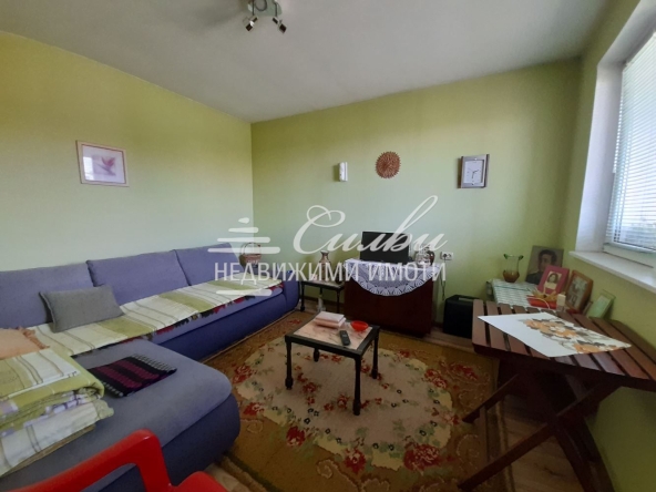 Къща в с. Дибич, Област Шумен - 60 кв.м за 1190 €/кв.м - Снимка #1