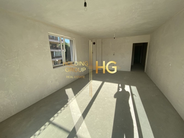 Тристаен апартамент в Варна, Изгрев - 96 кв.м за 1519 €/кв.м - Снимка #1