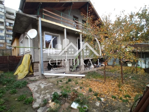 Къща в София, Редута - 120 кв.м за 3084 €/кв.м - Снимка #1