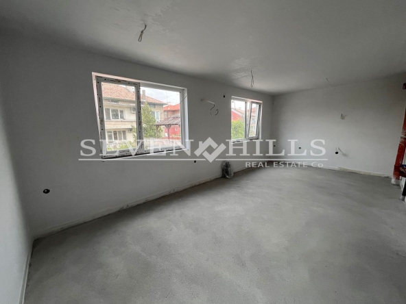 Тристаен апартамент в Пловдив, Прослав - 107 кв.м за 1150 €/кв.м - Снимка #1