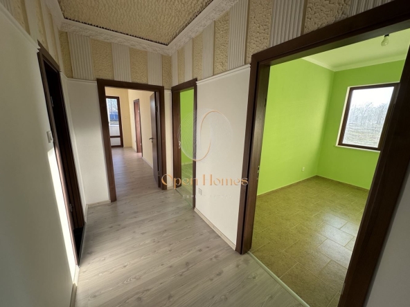 Тристаен апартамент в Пловдив, Тракия - 70 кв.м за 1600 €/кв.м - Снимка #1