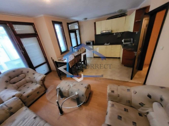 Дава се под наем Двустаен апартамент в Варна, Център - 68 кв.м за 372.3 € - Снимка #1
