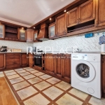 Дава се под наем Тристаен апартамент в Варна, Гръцка махала - 120 кв.м за 900 € - Снимка #1