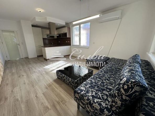 Тристаен апартамент в Шумен, Дивизионна болница - 93 кв.м за 1289 €/кв.м - Снимка #1