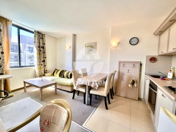 Тристаен апартамент в к.к. Слънчев бряг - 74 кв.м за 987 €/кв.м - Снимка #1