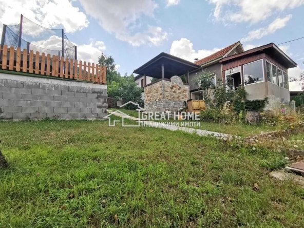 Къща в Търговище, Вилна зона - 100 кв.м за 765 €/кв.м - Снимка #1