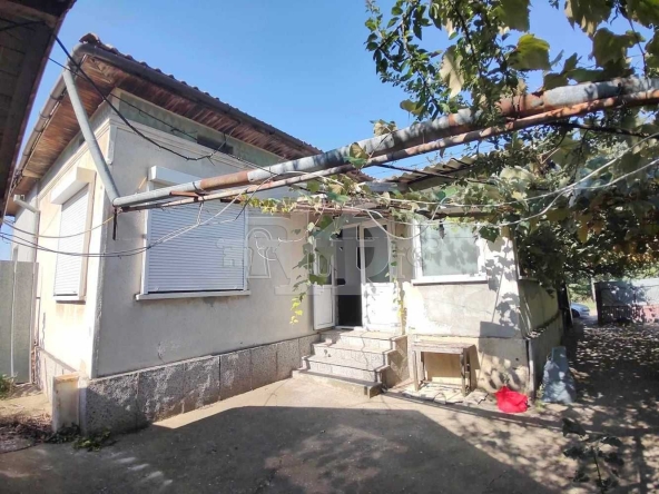 Къща в Генерал Тошево - 50 кв.м за 735 €/кв.м - Снимка #1