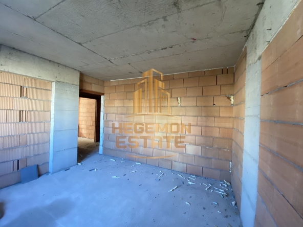 Двустаен апартамент в Варна, Цветен квартал - 58 кв.м за 1328 €/кв.м - Снимка #1