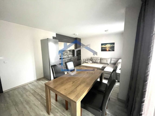 Дава се под наем Двустаен апартамент в Варна, Победа - 79 кв.м за 408 € - Снимка #1