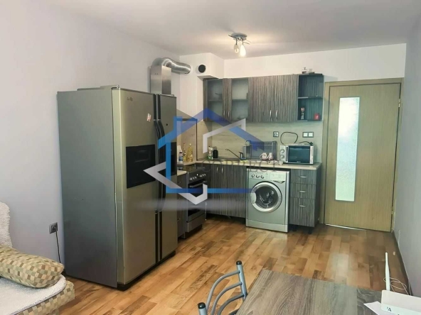 Дава се под наем Двустаен апартамент в Варна, Център - 55 кв.м за 459 € - Снимка #1