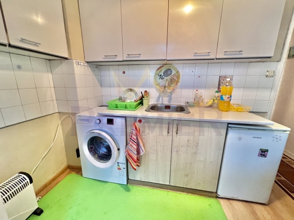 Дава се под наем Едностаен апартамент в Варна, Аспарухово - 42 кв.м за 249.9 € - Снимка #1