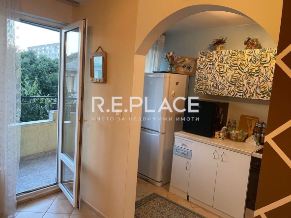 Дава се под наем Двустаен апартамент в Варна, Нептун - 50 кв.м за 408 € - Снимка #1