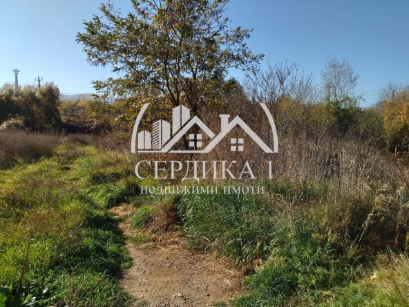 Парцел в Перник, Промишлена зона - 1090 кв.м за 34 €/кв.м - Снимка #1