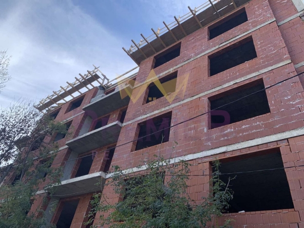 Двустаен апартамент в София, Банишора - 75 кв.м за 1800 €/кв.м - Снимка #1