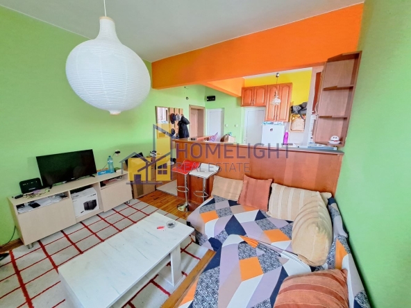 Двустаен апартамент в София, Център - 52 кв.м за 3558 €/кв.м - Снимка #1