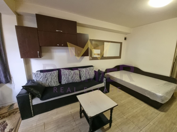 Дава се под наем Едностаен апартамент в Варна, Левски - 30 кв.м за 244.8 € - Снимка #1