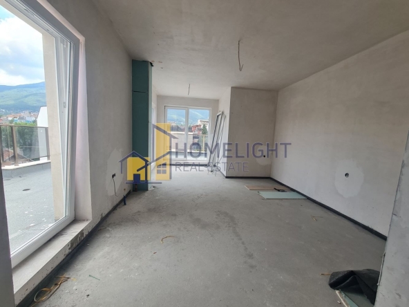 Четиристаен апартамент в София, Павлово - 239 кв.м за 1277 €/кв.м - Снимка #1