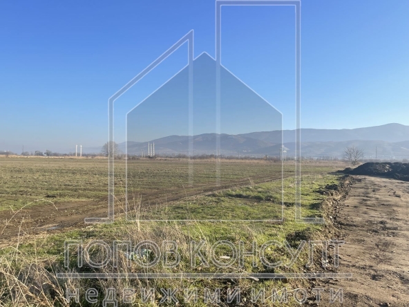 Парцел в с. Златитрап, Област Пловдив - 3700 кв.м за 20 €/кв.м - Снимка #1