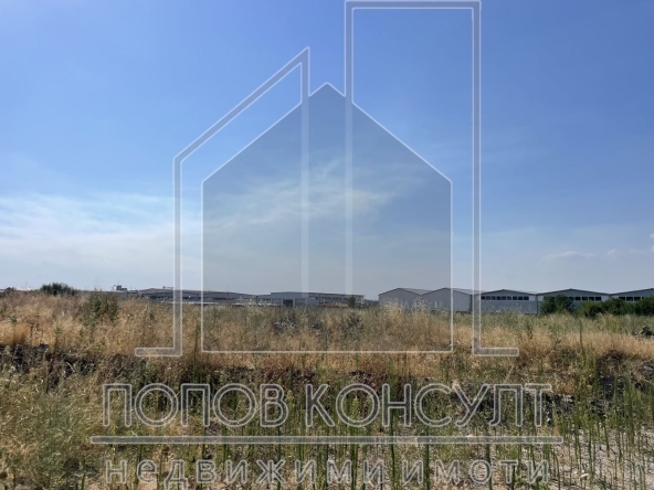 Парцел в Пловдив, Индустриална зона - Юг - 7953 кв.м за 46 €/кв.м - Снимка #1