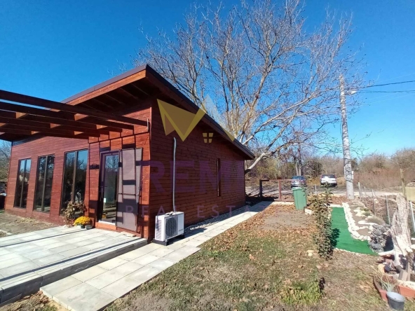 Къща в с. Тутраканци, Област Варна - 70 кв.м за 1272 €/кв.м - Снимка #1