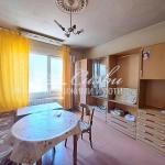 Етаж от къща в Шумен, Военно училище - 80 кв.м за 1671 €/кв.м - Снимка #1