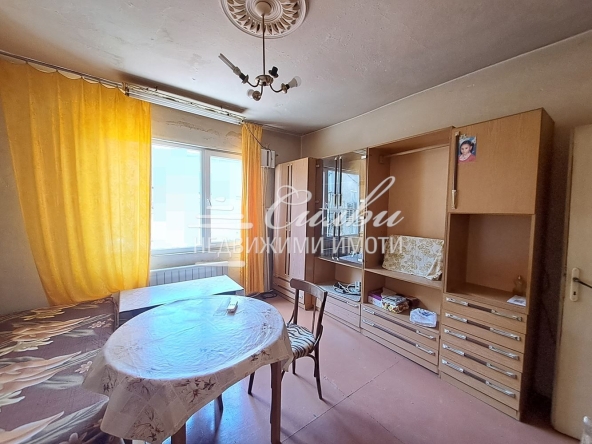 Етаж от къща в Шумен, Военно училище - 80 кв.м за 1671 €/кв.м - Снимка #1