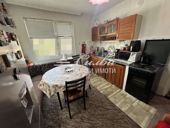 Къща в Шумен, Дивдядово - 162 кв.м за 1196 €/кв.м - Снимка #1