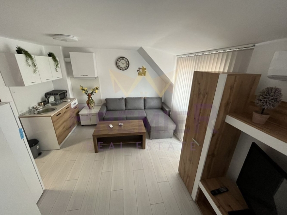 Дава се под наем Двустаен апартамент в Варна, Колхозен пазар - 50 кв.м за 397.8 € - Снимка #1