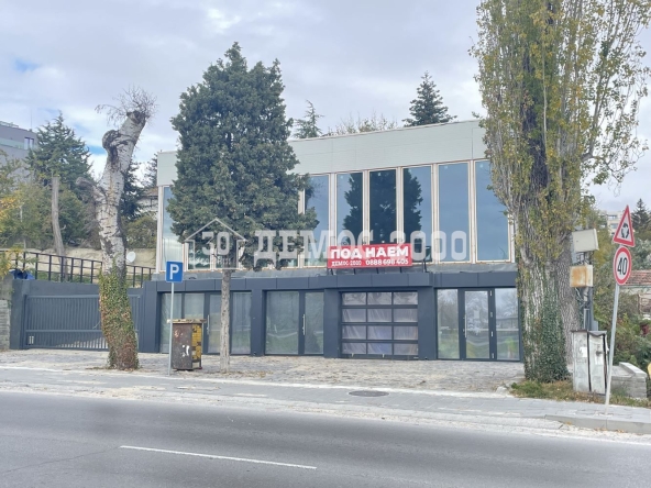 Дава се под наем Магазин в Варна, м-т Траката - 160 кв.м за 1275 € - Снимка #1