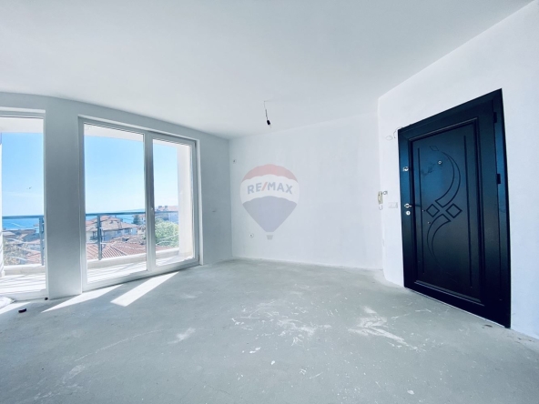 Двустаен апартамент в Балчик - 82 кв.м за 1110 €/кв.м - Снимка #1