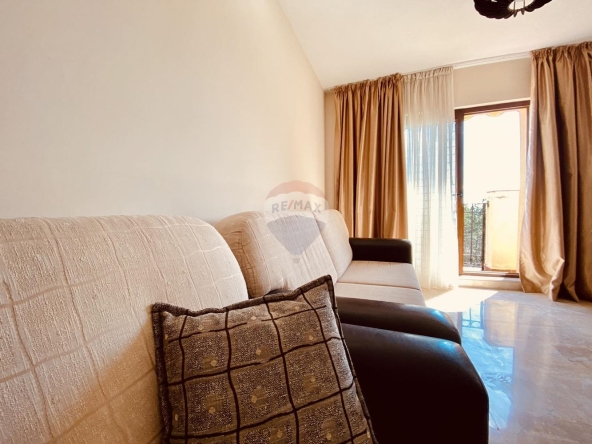 Тристаен апартамент в с. Кранево, Област Добрич - 92 кв.м за 1184 €/кв.м - Снимка #1