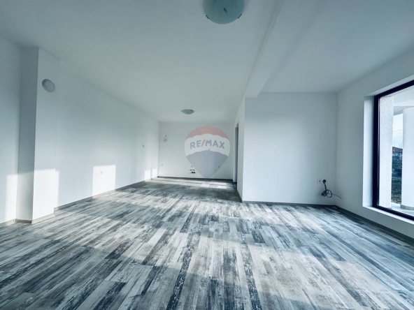 Къща в с. Соколово, Област Добрич - 134 кв.м за 1344 €/кв.м - Снимка #1