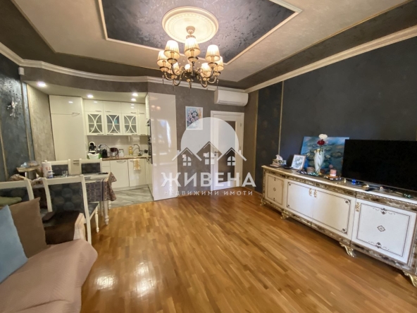 Тристаен апартамент в к.к. Св.Св. Константин и Елена - 101 кв.м за 3169 €/кв.м - Снимка #1