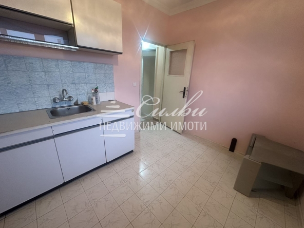 Едностаен апартамент в Шумен, Тракия - 40 кв.м за 1275 €/кв.м - Снимка #1