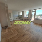 Тристаен апартамент в Пловдив, Център - 132 кв.м за 2031 €/кв.м - Снимка #1