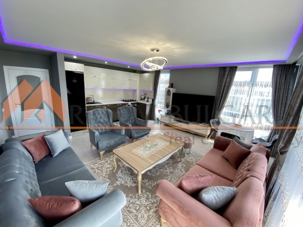 Тристаен апартамент в Варна, Център - 136 кв.м за 3383 €/кв.м - Снимка #1