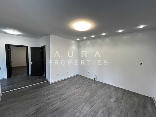 Къща в Разград, Лудогорие - 302 кв.м за 422 €/кв.м - Снимка #1