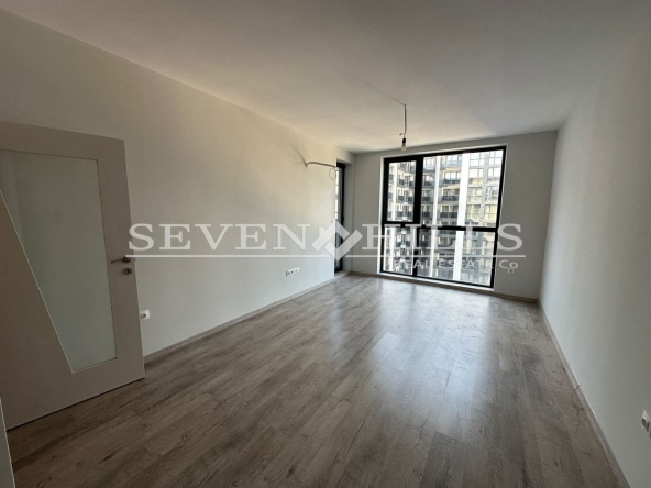 Двустаен апартамент в Пловдив, Център - 63 кв.м за 1870 €/кв.м - Снимка #1