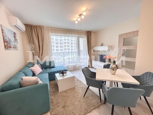 Дава се под наем Двустаен апартамент в Варна, Аспарухово - 65 кв.м за 612 € - Снимка #1