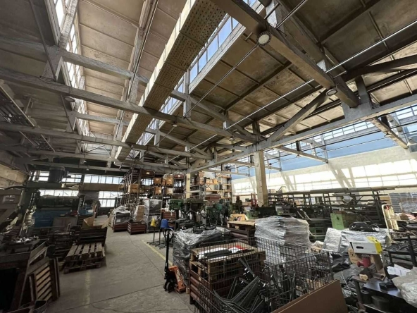 Промишлена сграда в Пловдив, Индустриална зона - Тракия - 1530 кв.м за 798 €/кв.м - Снимка #1