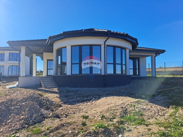 Къща в с. Кичево, Област Варна - 162 кв.м за 1599 €/кв.м - Снимка #1